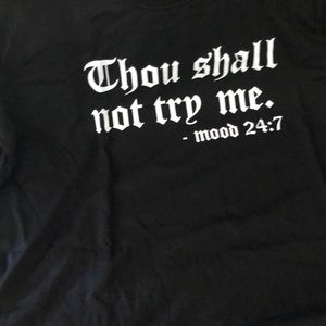 Black T-shirt woman’s medium